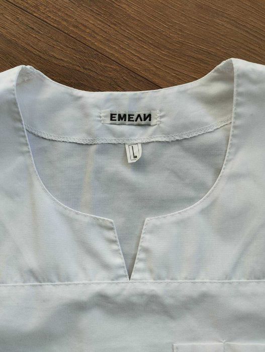 Дамска медицинска туника EМЕЛИ, бяла със зелени кантове, размер L