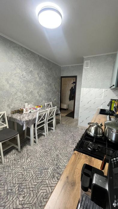 Продам 3 комнатную квартиру