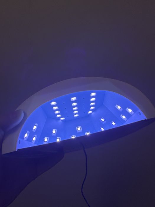 Led/uv лампа для маникюра