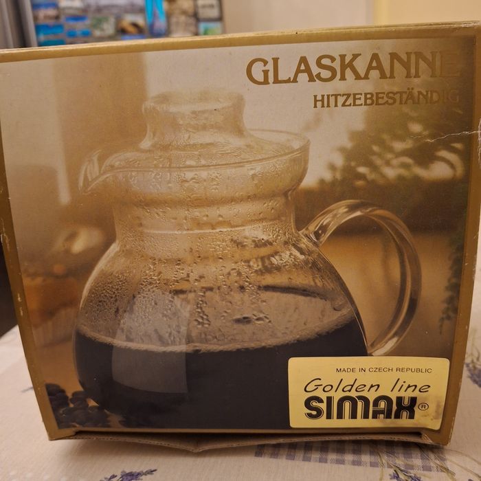 Винтидж сервиз за чай от фино,тънкостенно огледално огнеупорно стъкло.