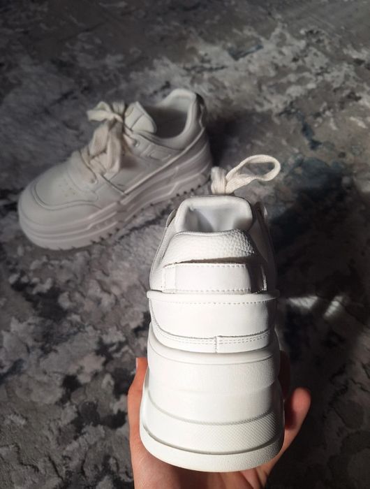 Pantofi sneakers noi dama din piele naturala alba