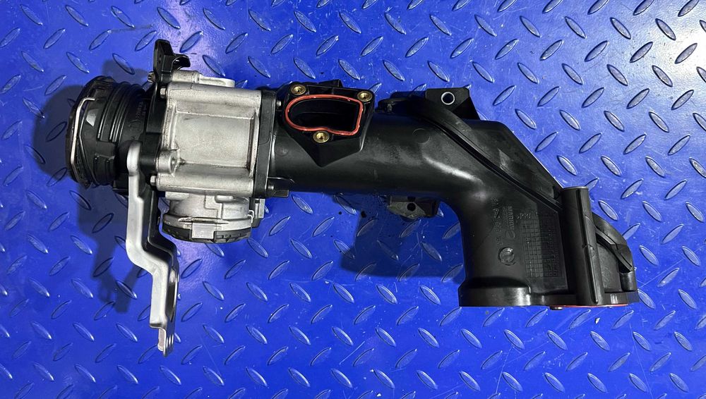 Conducta admisie cu clapeta acceleratie Mercedes Benz A6420901637