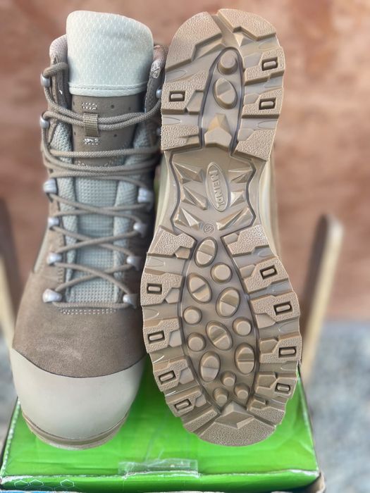Bocanci Meindl Desert Defence GTX, nr 42