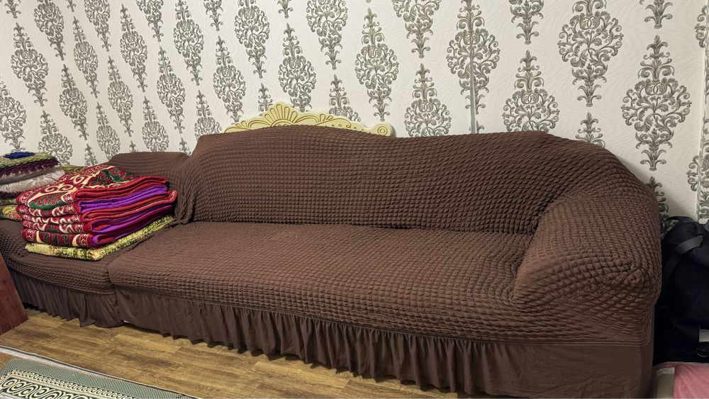 Срочно продаю диван