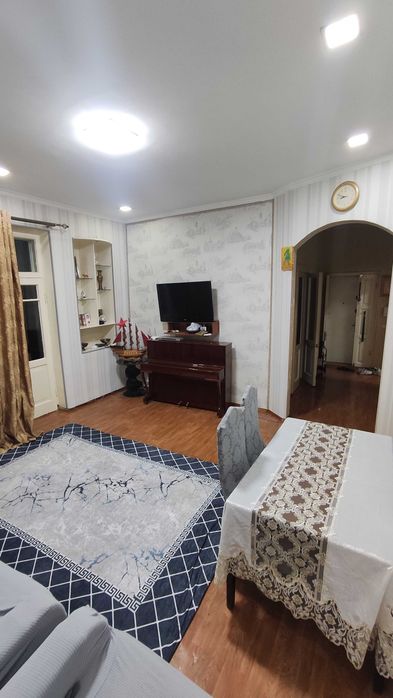 Продаётся квартира, 4/3/4, "сталинский" дом, Хумо Арена