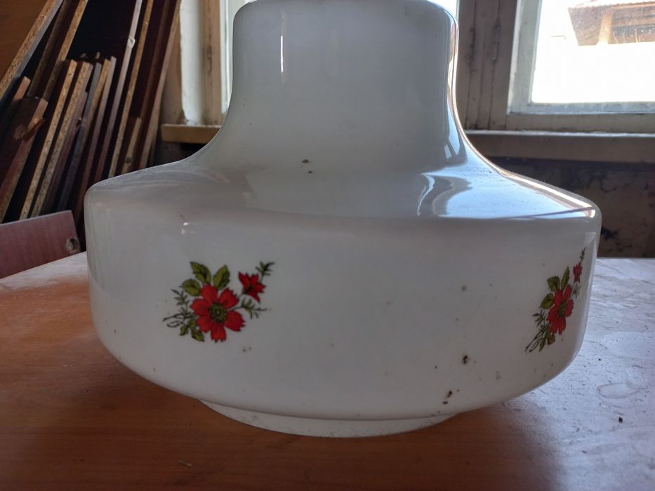 Продам люстру для кухни