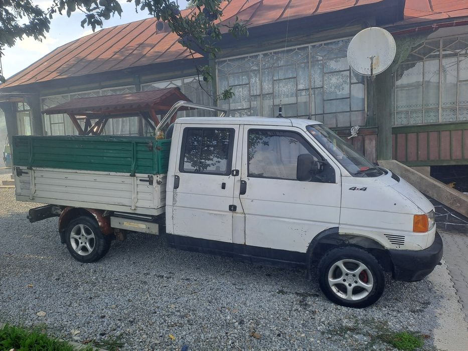 Vând camionetă Volkswagen 4x4