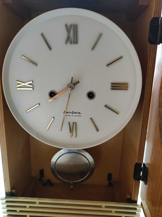 Стенен часовник "Jantar"