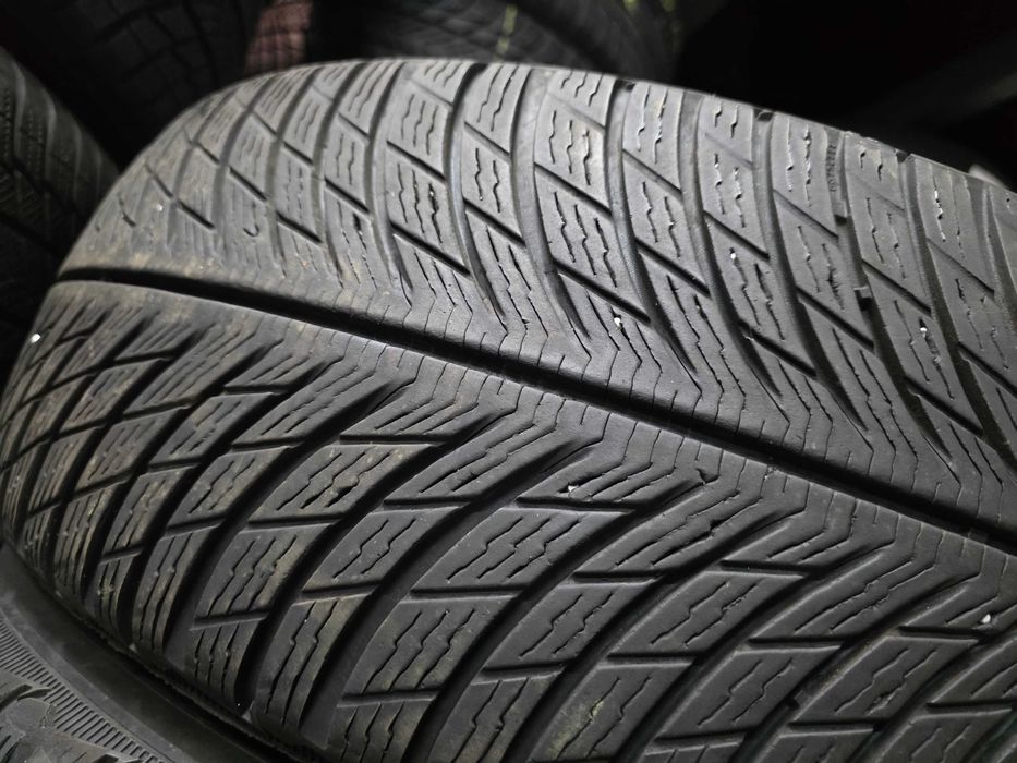 2бр Зимни гуми 225 60 18 - Michelin