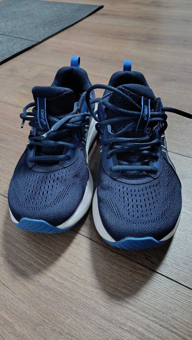 Маратонки Asics