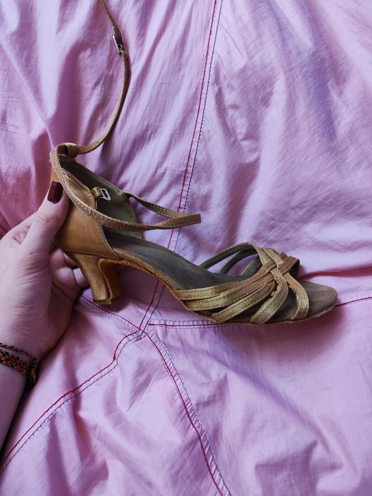 Туфли для спортивно-бальных танцев, латина и стандарт