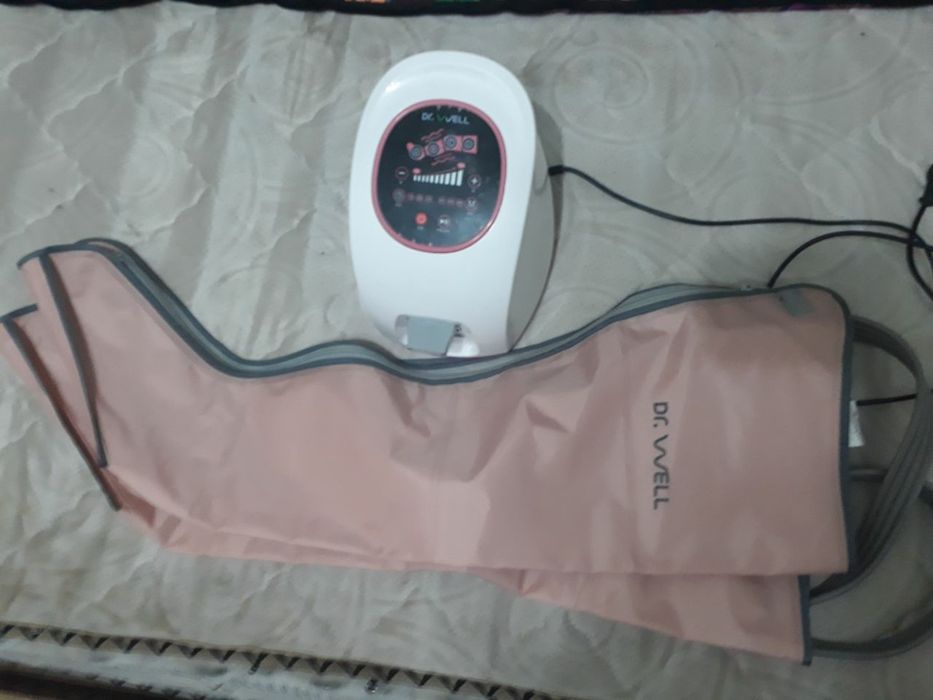 Массажер лимфадренажа .
Напряжения питания 220