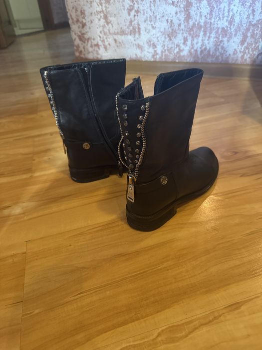 Сапоги кожа в отличном состоянии г.Петропавловск 38 размер