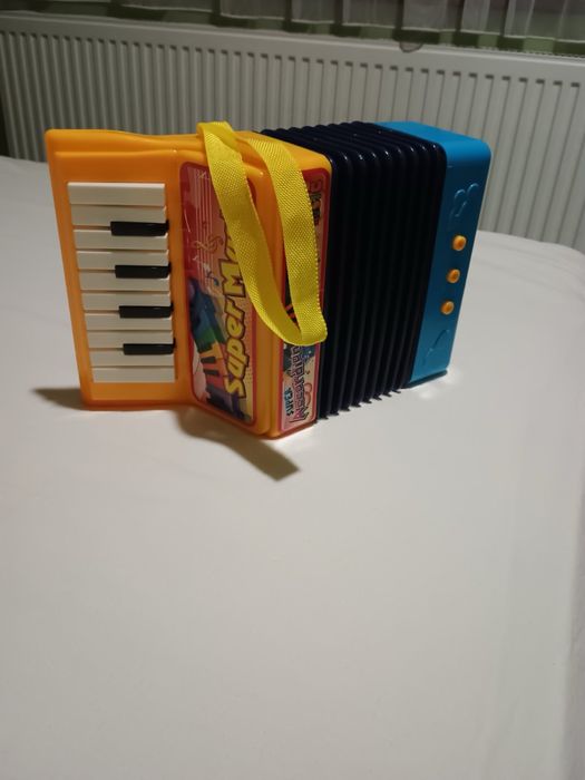 Детско акордеонче
