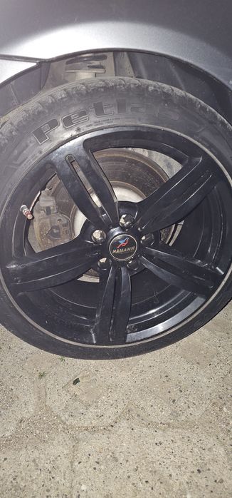 Продавам BMW E60 550i на части.