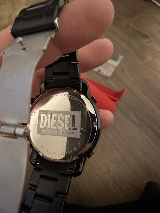 Diesel Dz4605.