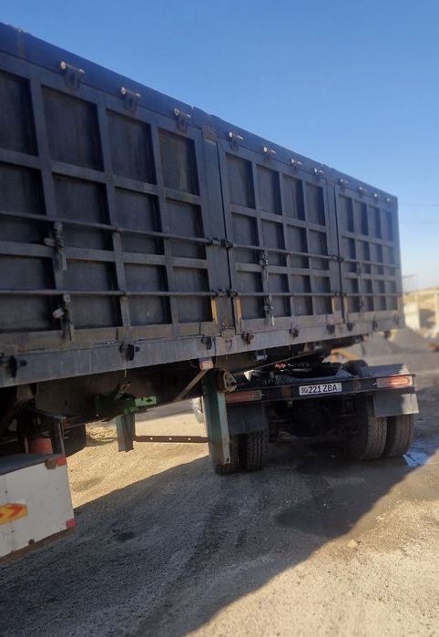 Тягач Shacman X5000 сотилади