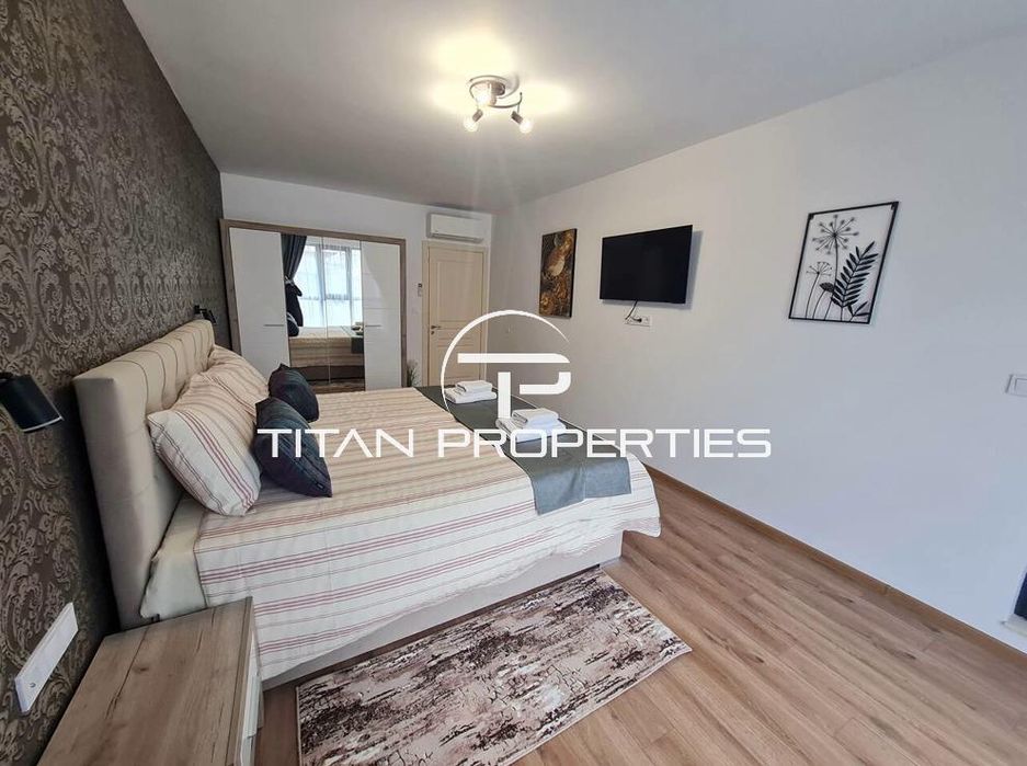 Дава се под наем Тристаен апартамент в Варна, Център - 100 кв.м за 1150 € - Снимка #2