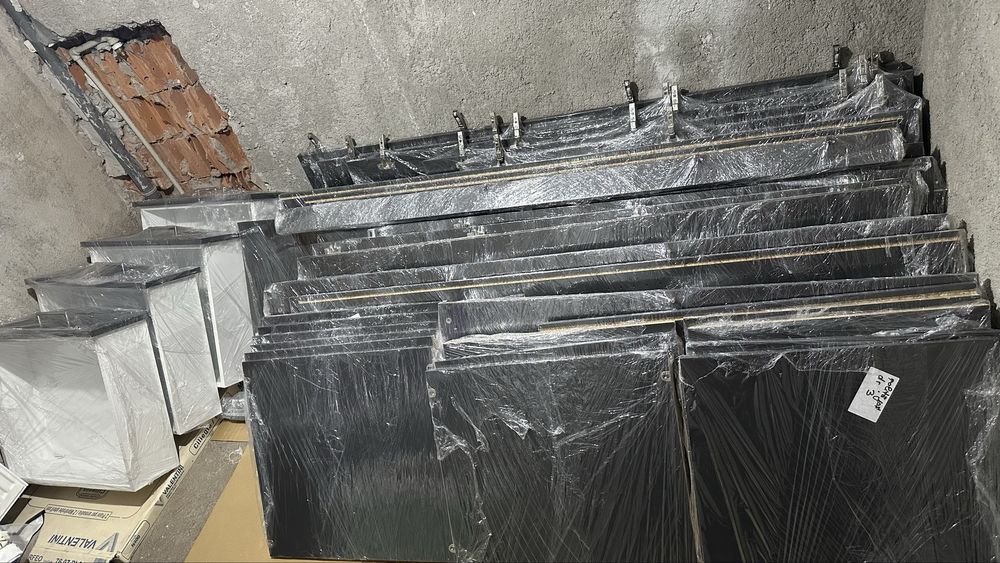 Dulap foarte incapator