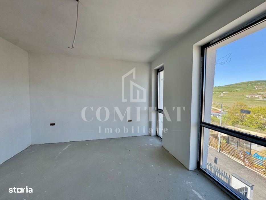 Casa tip duplex în Baciu