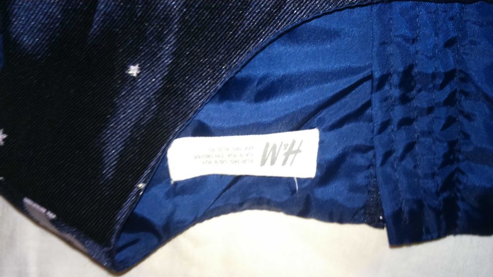 Рокля тъмносиня с кончета ,размер 140,за 9-10 годишно