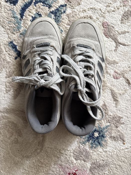 Қыздар кроссовкасы Adidas