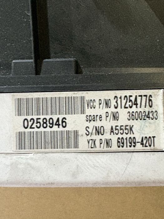 Volvo v50 2.0d face avtomat Километраж
