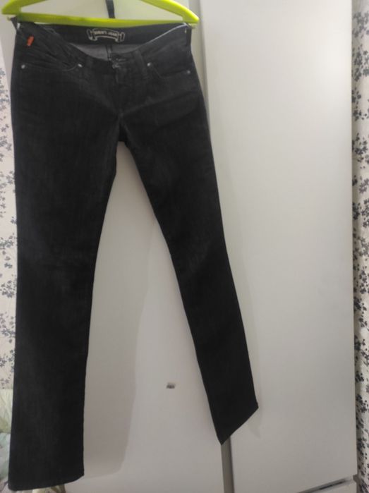 Джинсы женские..