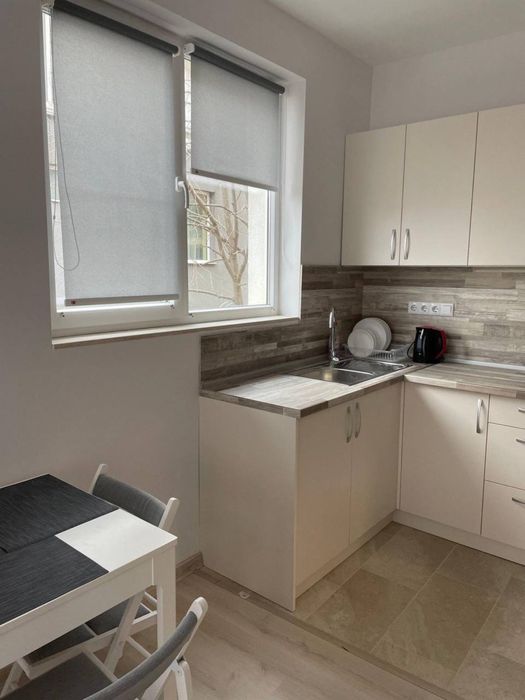 Дава се под наем Двустаен апартамент в Варна, Бриз - 55 кв.м за 637.5 € - Снимка #3