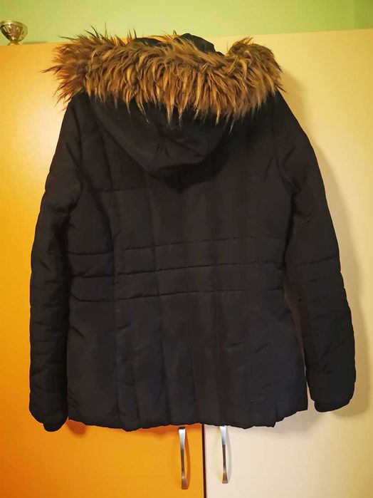 Дамско топло яке с качулка