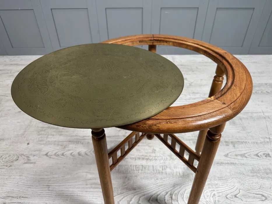 Винтидж маса за кафе с метален плот Д1087-Д