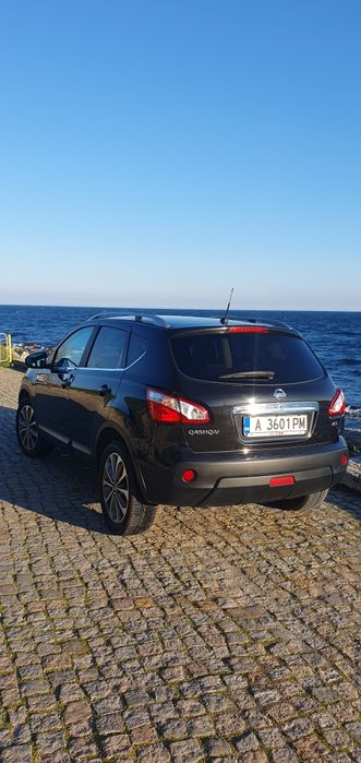 Продавам нисан кашкай