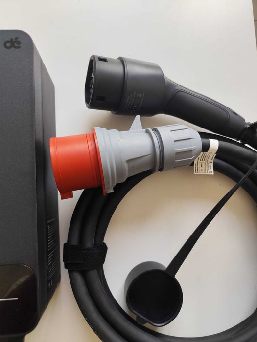 Зарядна станция 22KW/32A с кабел тип 2 - 5 метра, wifi,bluetooth и Аpp