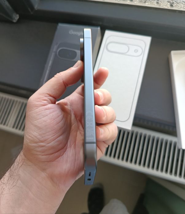 Google Pixel 9 cu 17 cicluri de încărcare liber de retea