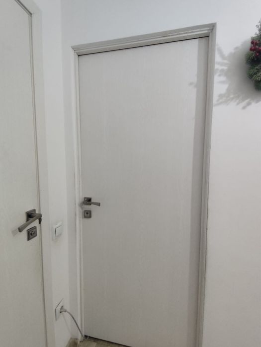 Продам двери 3 штук