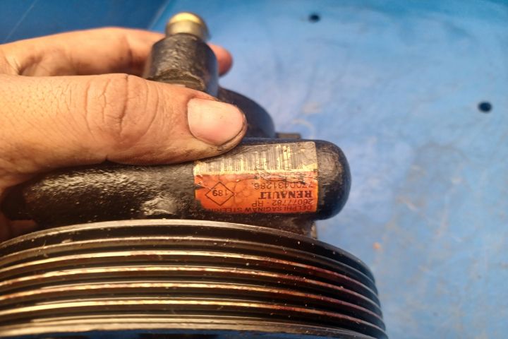 Pompa servodirectie mecanica 7700431286 7700431286 Dacia Logan prima