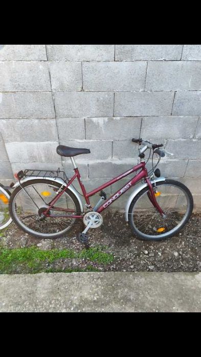 DE VÂNZARE pt.cunoscători