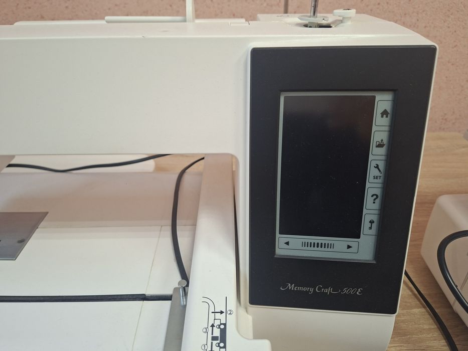 Вышивальная машинка