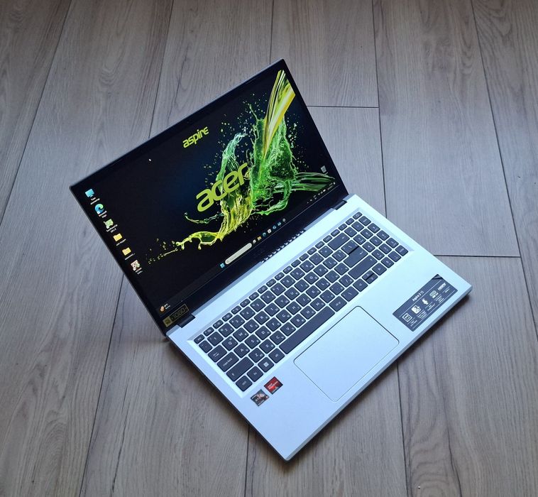 15.6' IPS Acer Aspire AMD Ryzen 5 7520U/16GB DDR5/512GB SSD/AMD Radeon 610M