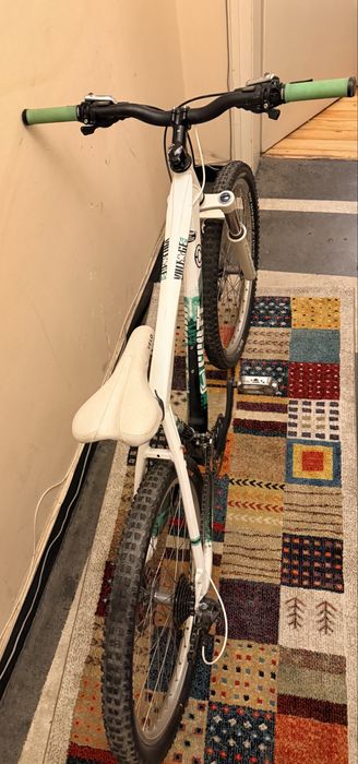 Планински Скот 26 бяло