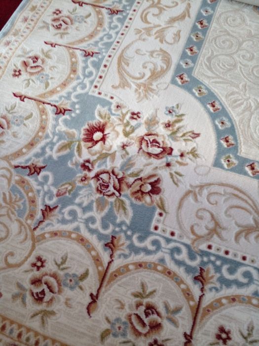 Продам новые ковер и дорожку