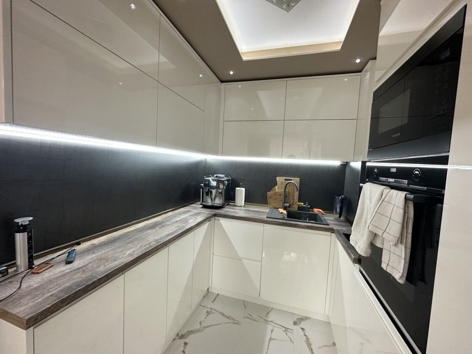 Продава се Тристаен апартамент в София, Манастирски ливади - 108 кв.м за 1760 €/кв.м - Снимка #4