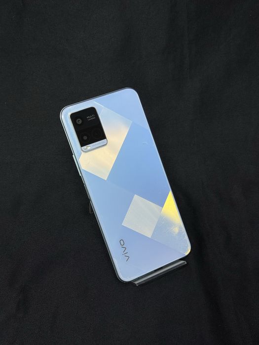 Vivo Y21 память:64гб
