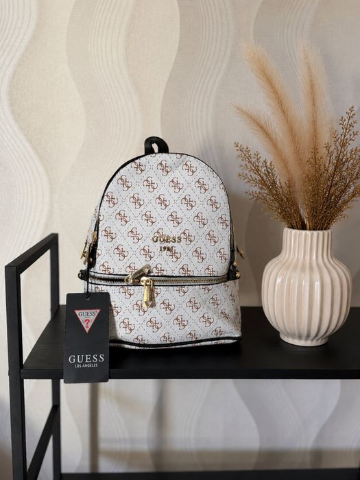 Ghiozdan mini Guess