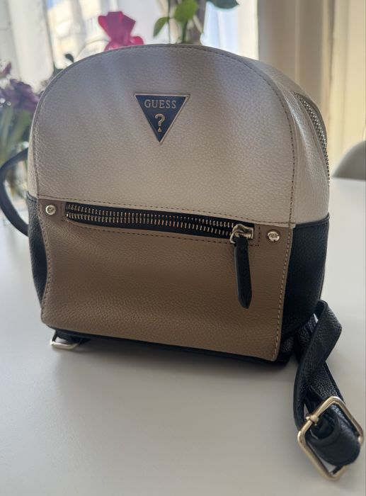 Малка раница Guess