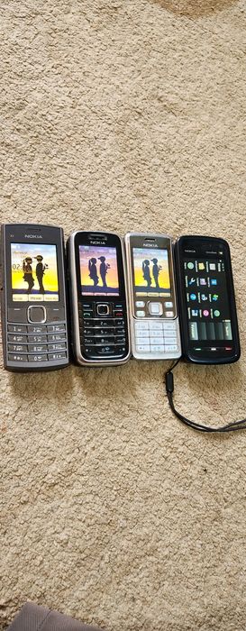 Telefon Nokialar sotiladi