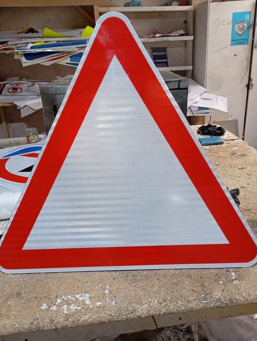 Дорожный знак юл белги yòl belgi