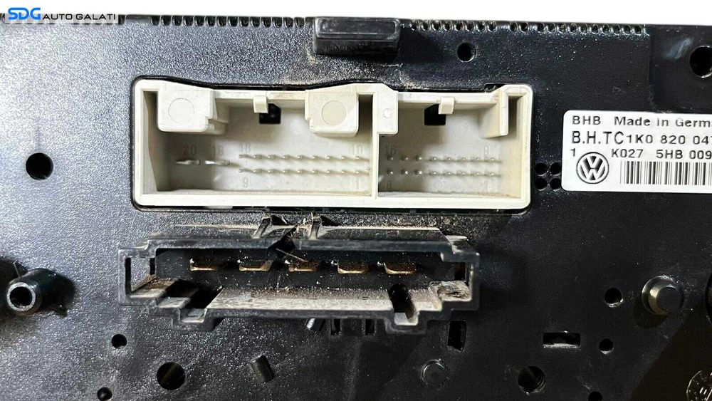 Panou Modul Unitate Comanda AC Aer Conditionat Clima Climatic Volkswagen Golf 5 Plus 2004 - 2008 Cod 1K0820047FT 5HB009352 [LC0583]