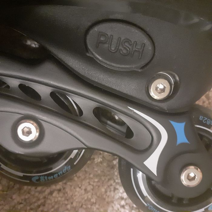 Ролери + предпазни комплекти