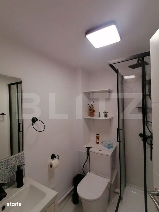 Garsoniera moderna tip studio, 25 mp, Semicentral, cu loc de parcare — fotografia 3